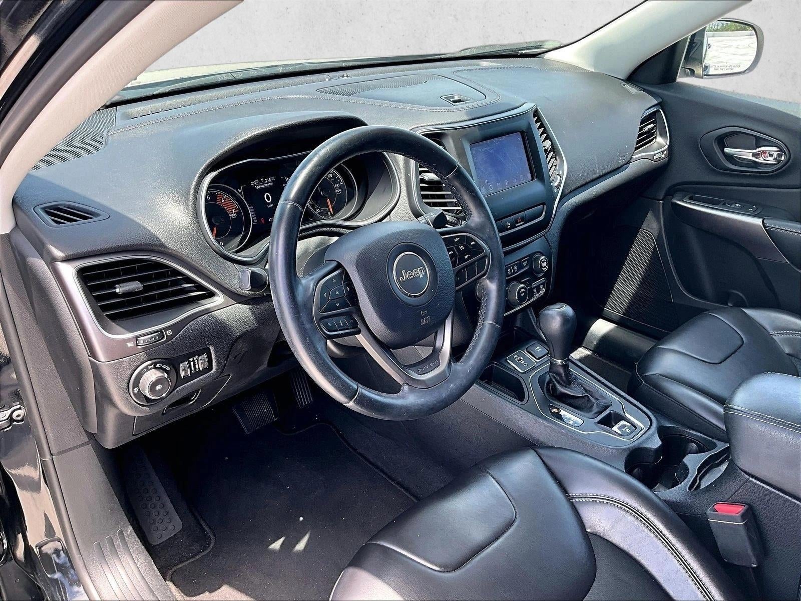 2019 Jeep CHER LATITUDE PLUS