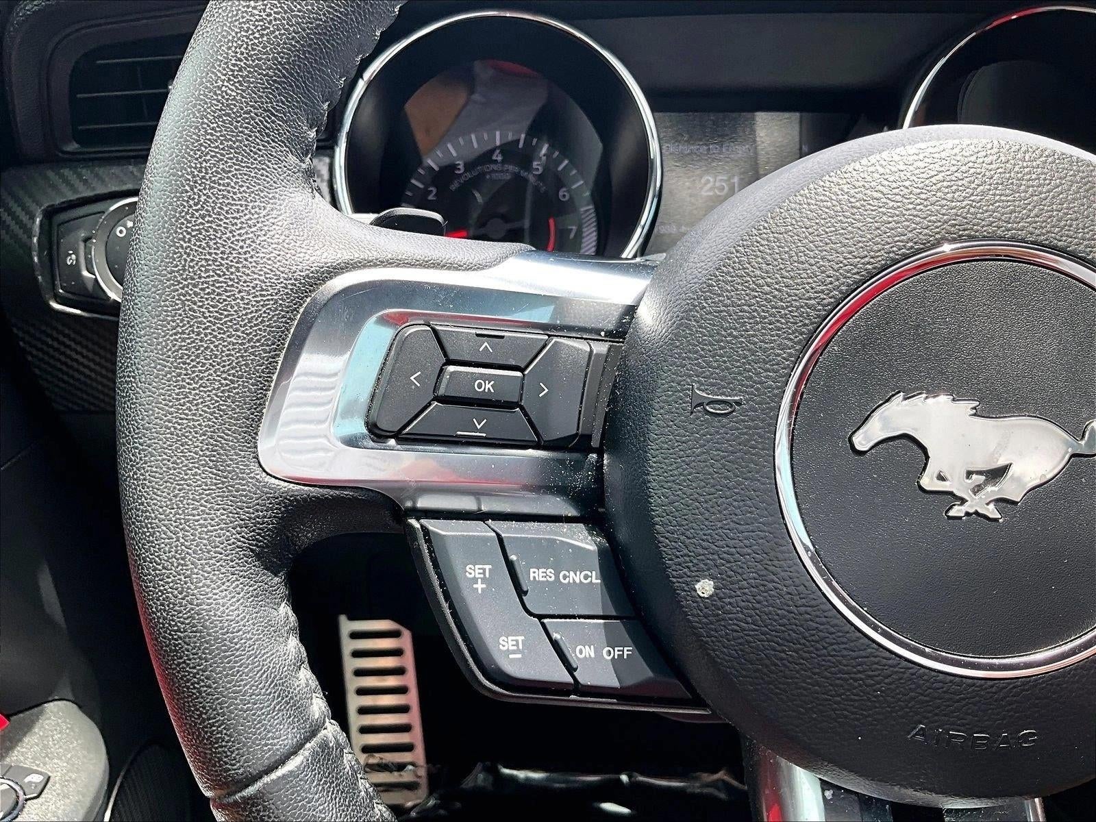 2017 Ford Mustang V6