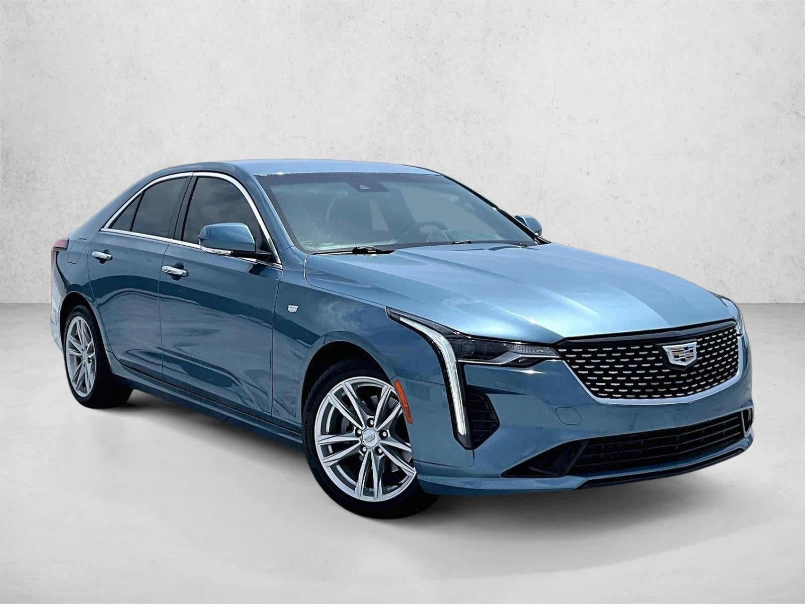 2023 Cadillac CT4 Luxury