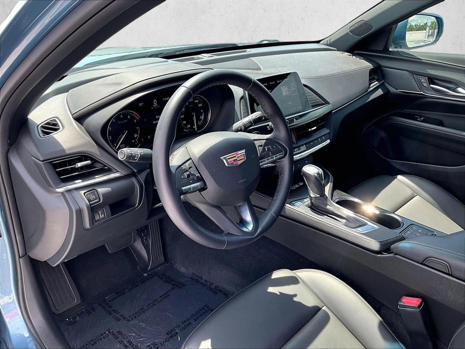 2023 Cadillac CT4 Luxury