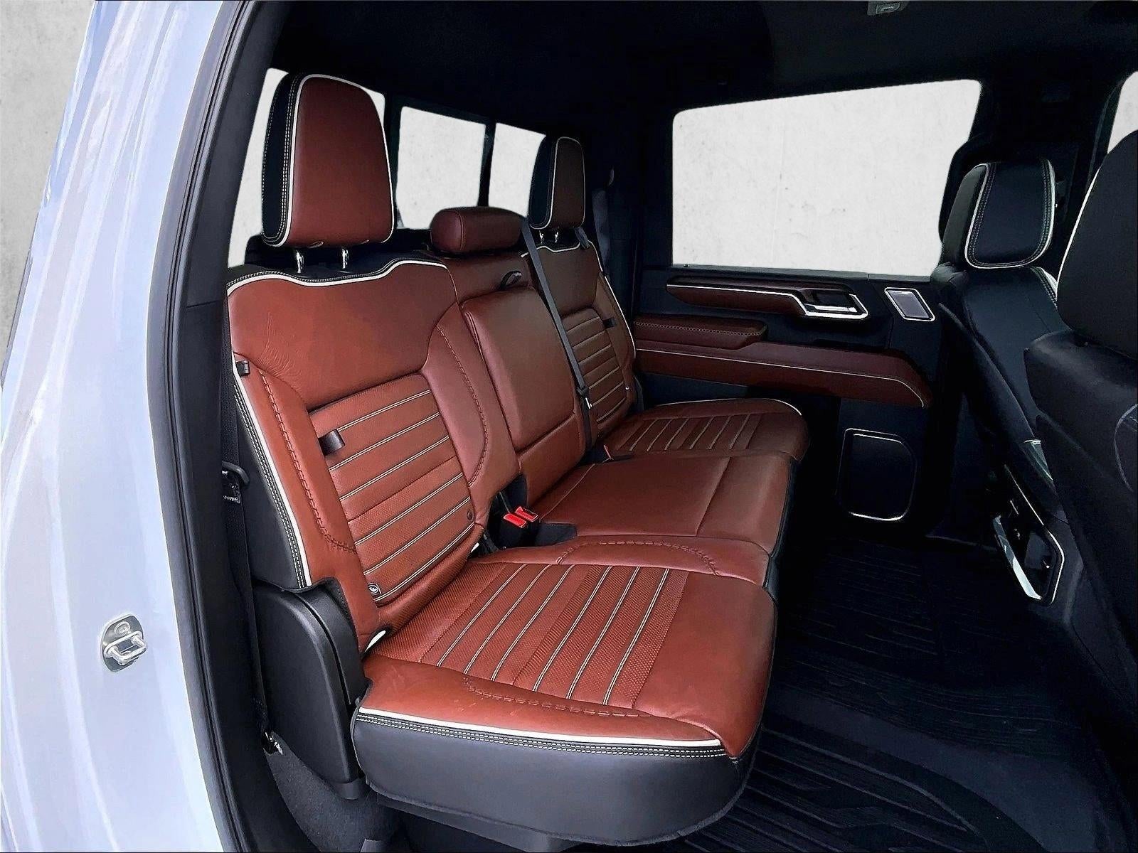 2024 GMC Sierra 3500 HD Denali Ultimate DRW