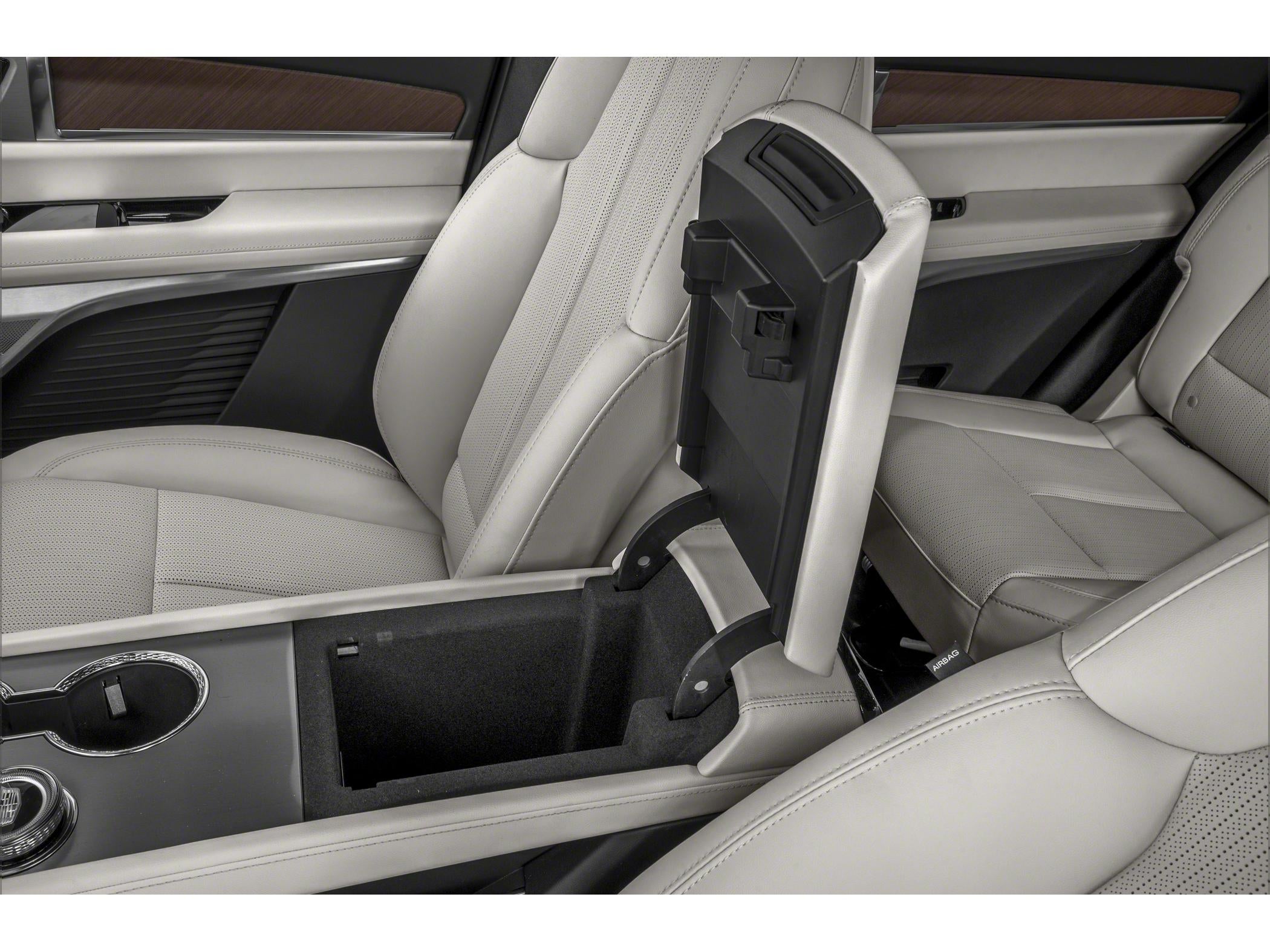 2027 Cadillac VISTIQ Luxury - Photo 10