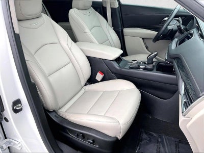 2022 Cadillac XT4 Premium Luxury