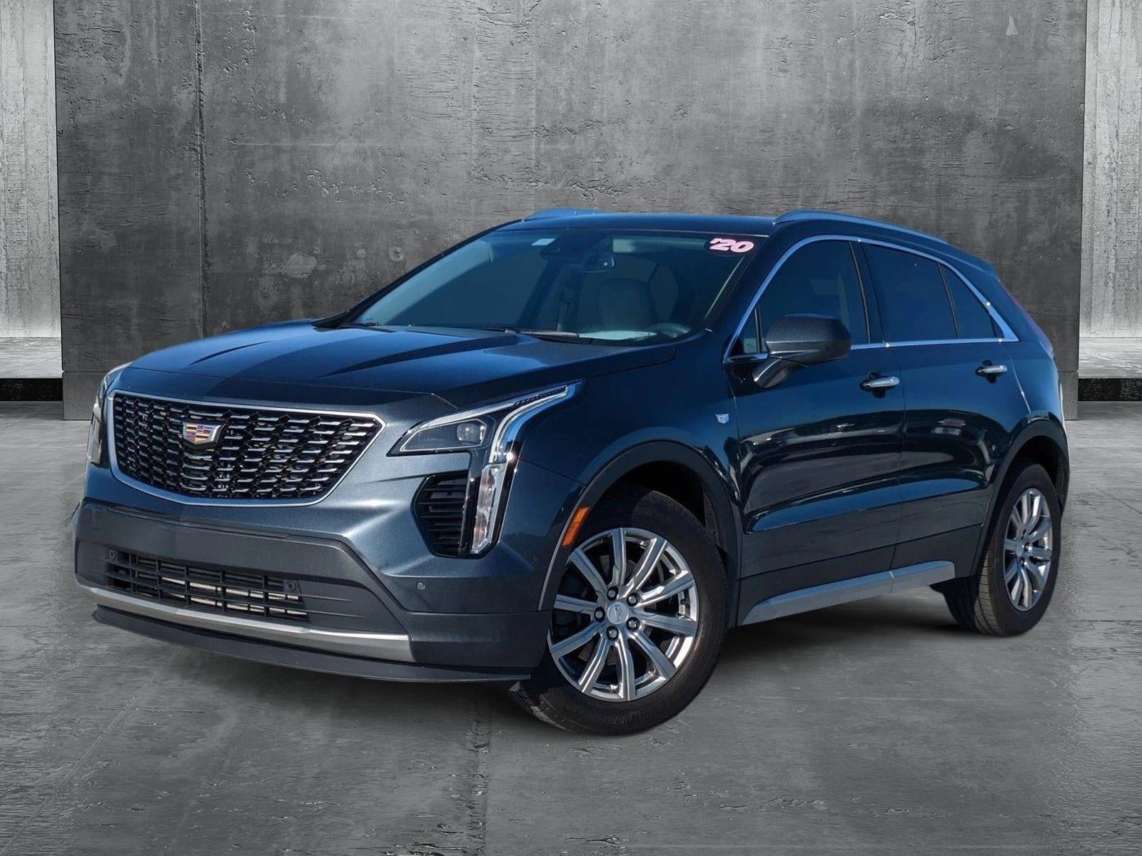 2020 Cadillac XT4 Premium Luxury