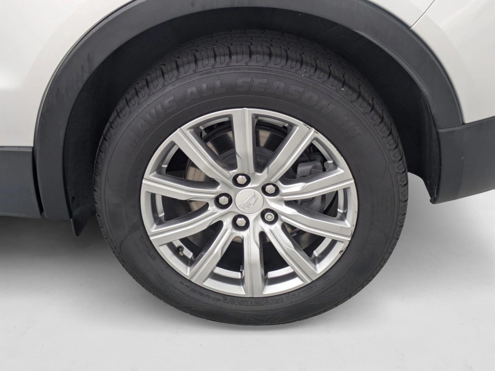 2020 Cadillac XT4 Premium Luxury