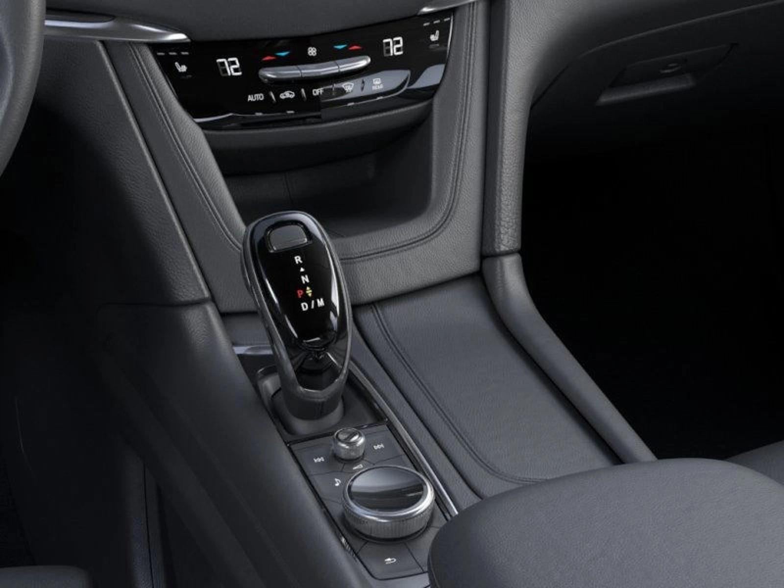 2025 Cadillac XT5 Luxury