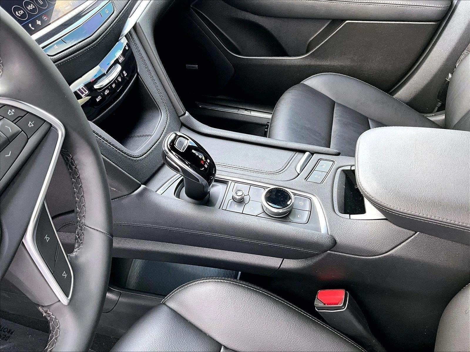 2024 Cadillac XT5 Luxury