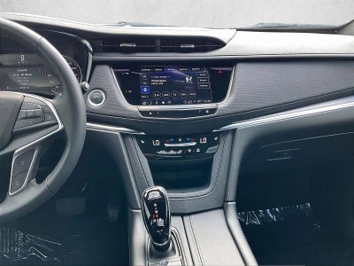 2024 Cadillac XT5 Luxury