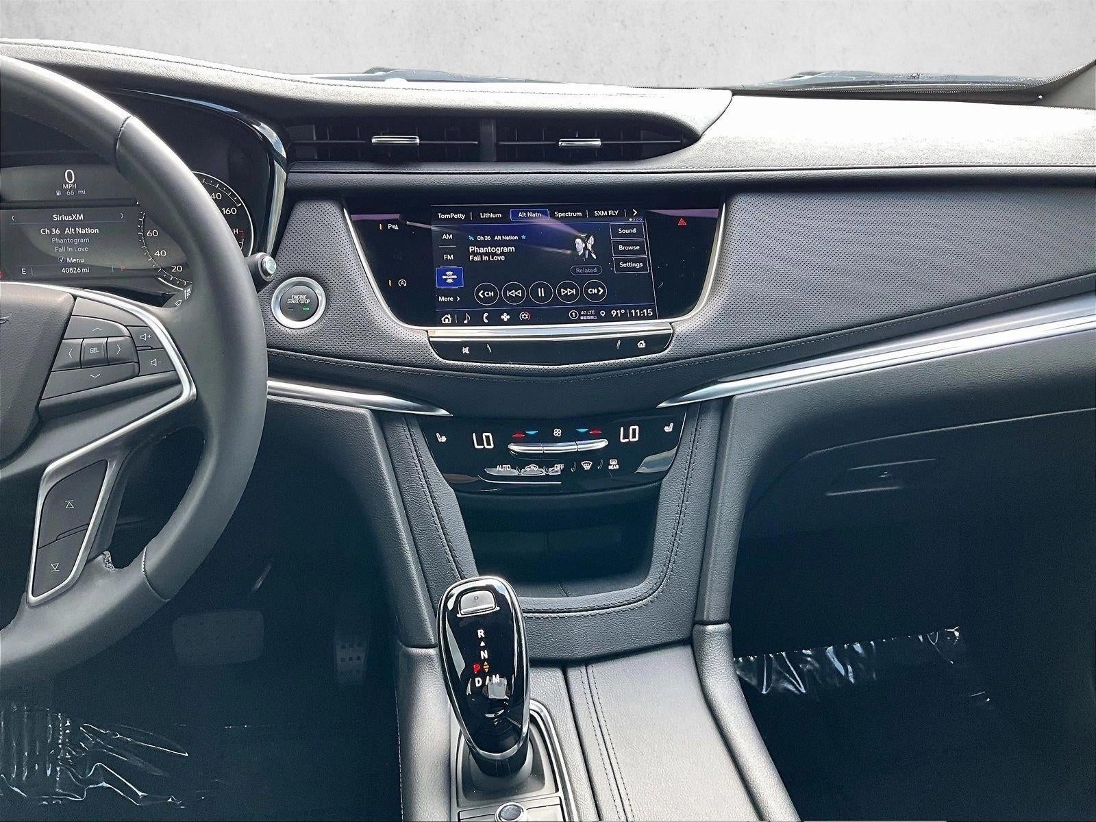 2024 Cadillac XT5 Luxury