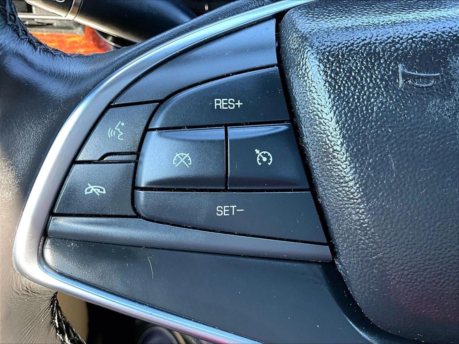 2018 Cadillac XT5 Luxury FWD