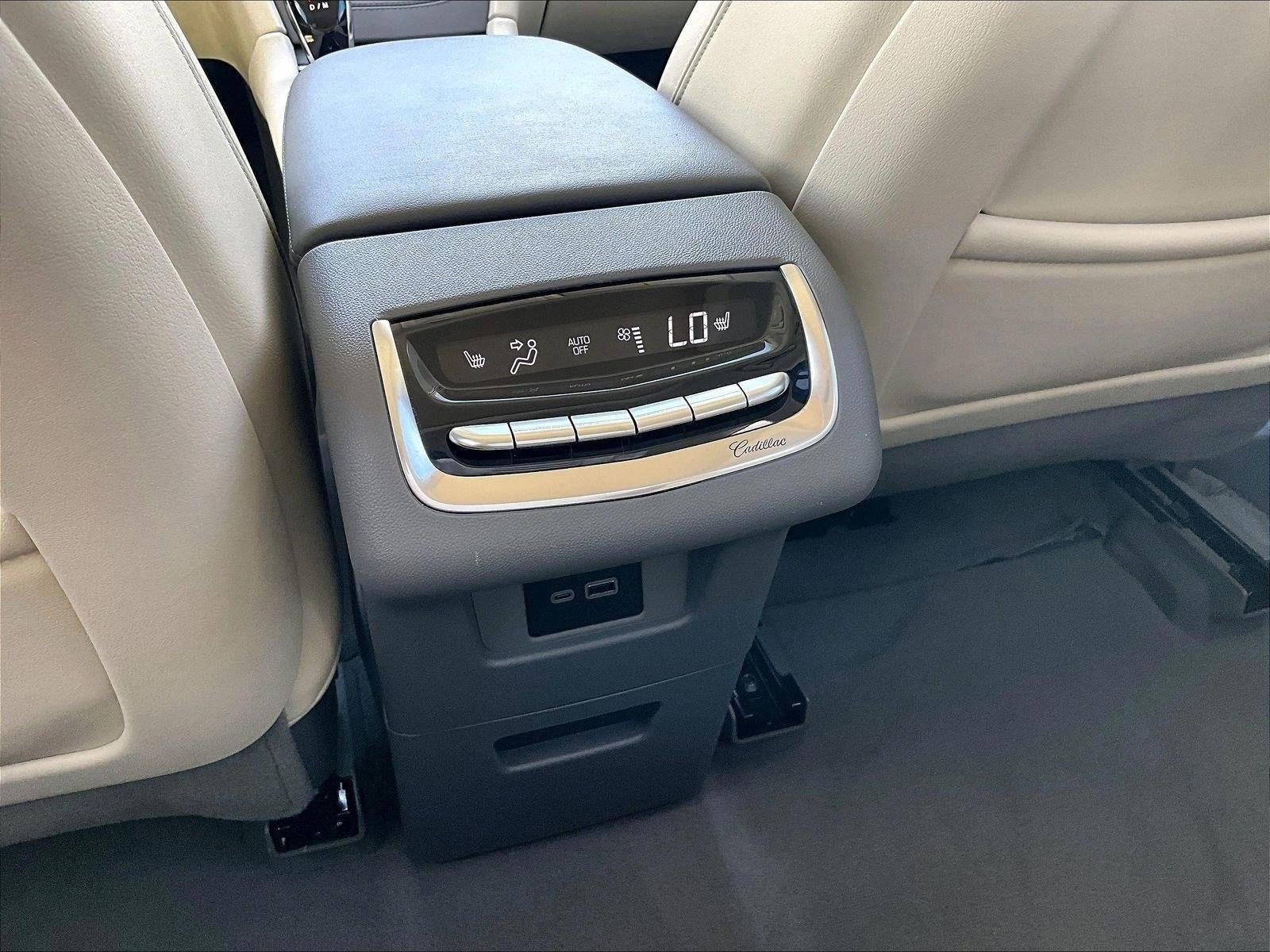 2025 Cadillac XT6 Premium Luxury