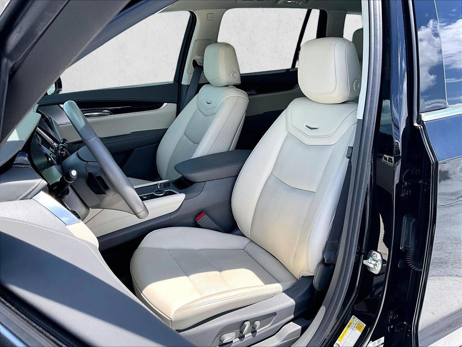 2025 Cadillac XT6 Premium Luxury