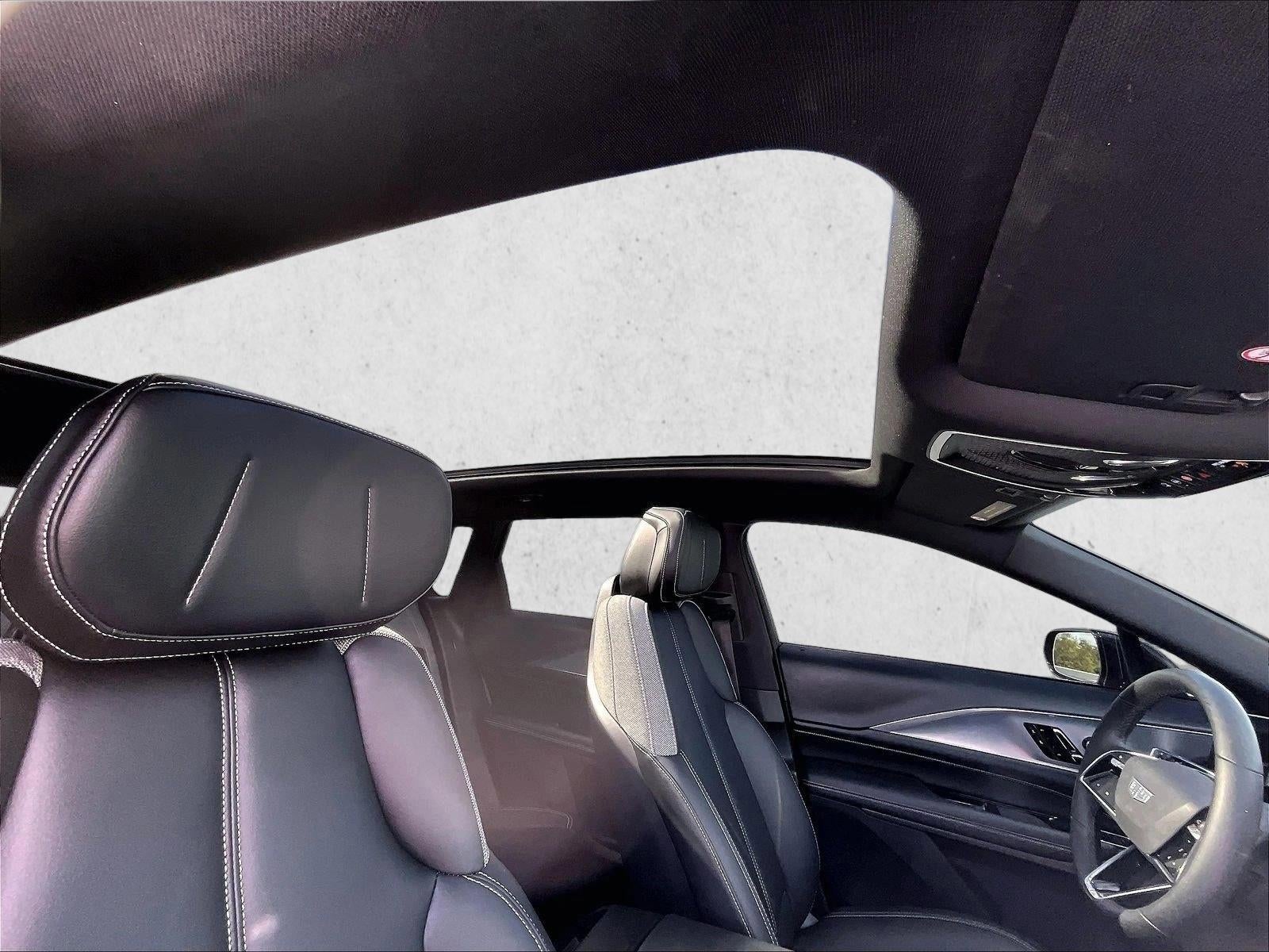 2024 Cadillac LYRIQ Tech