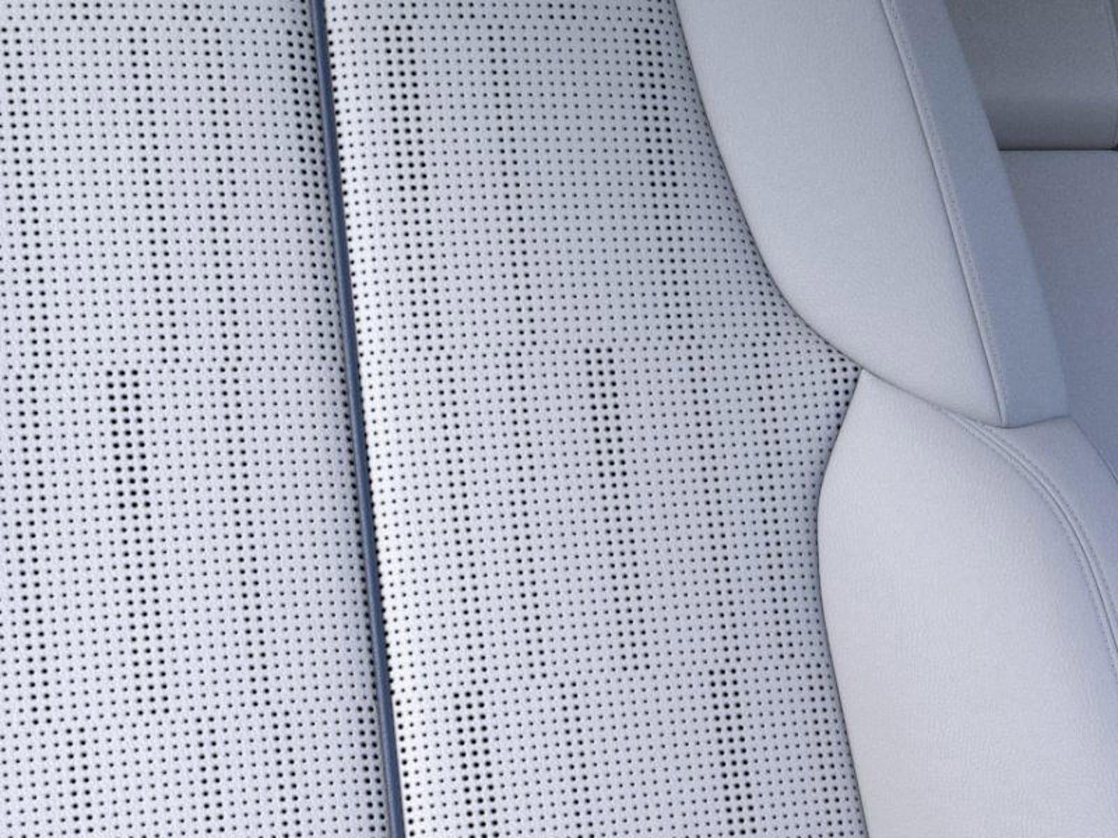 2025 Cadillac LYRIQ Luxury 1