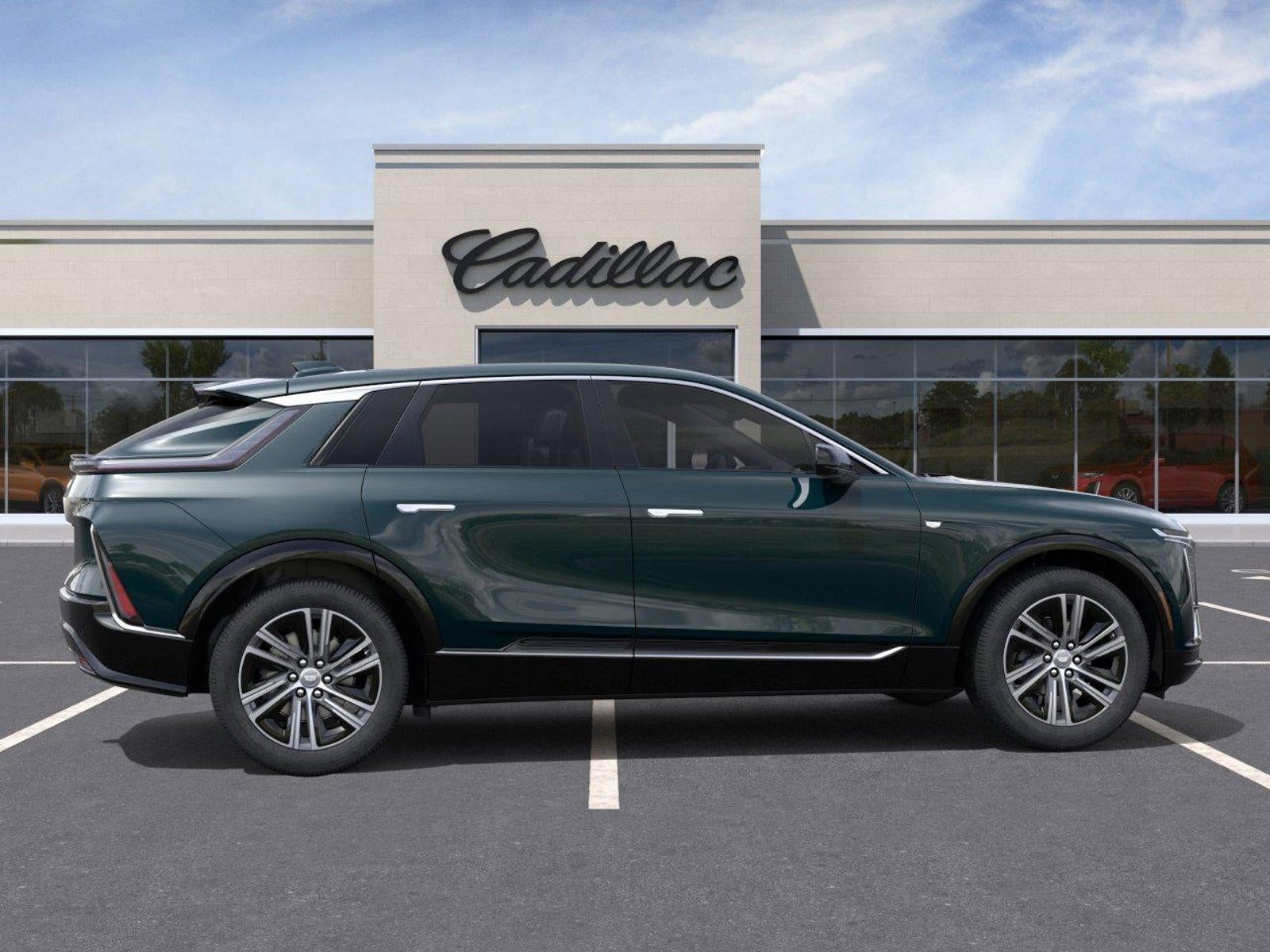 2025 Cadillac LYRIQ Luxury 1