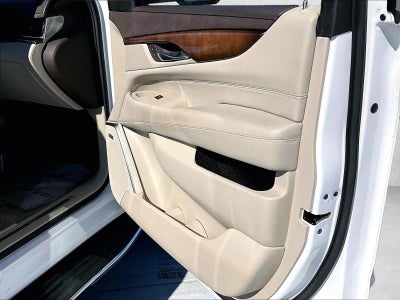 2017 Cadillac Escalade Luxury