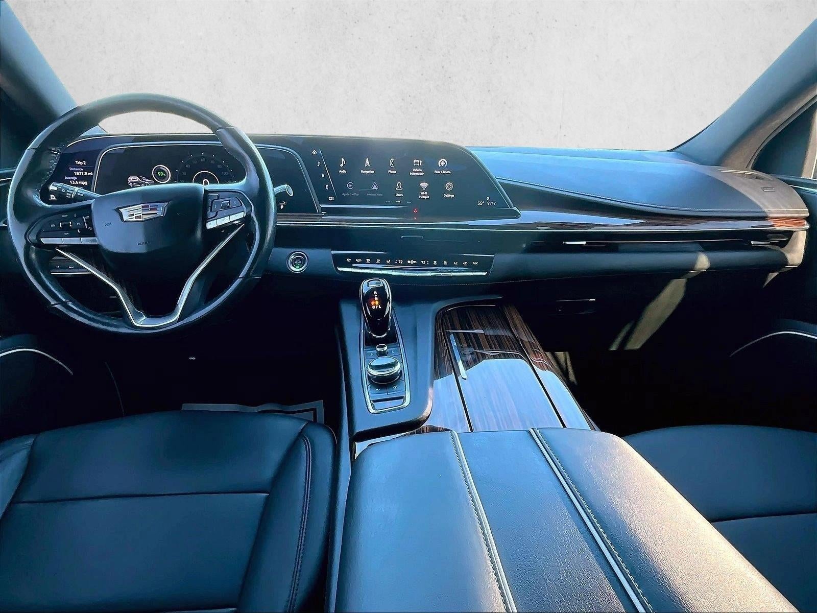 2022 Cadillac Escalade Luxury