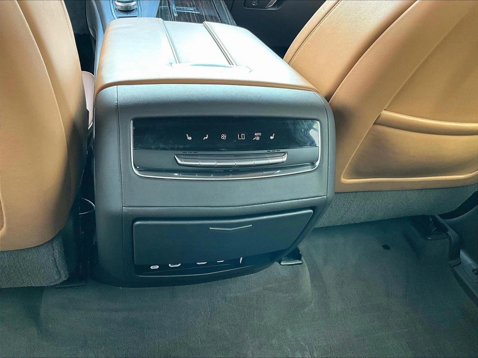 2021 Cadillac Escalade Sport