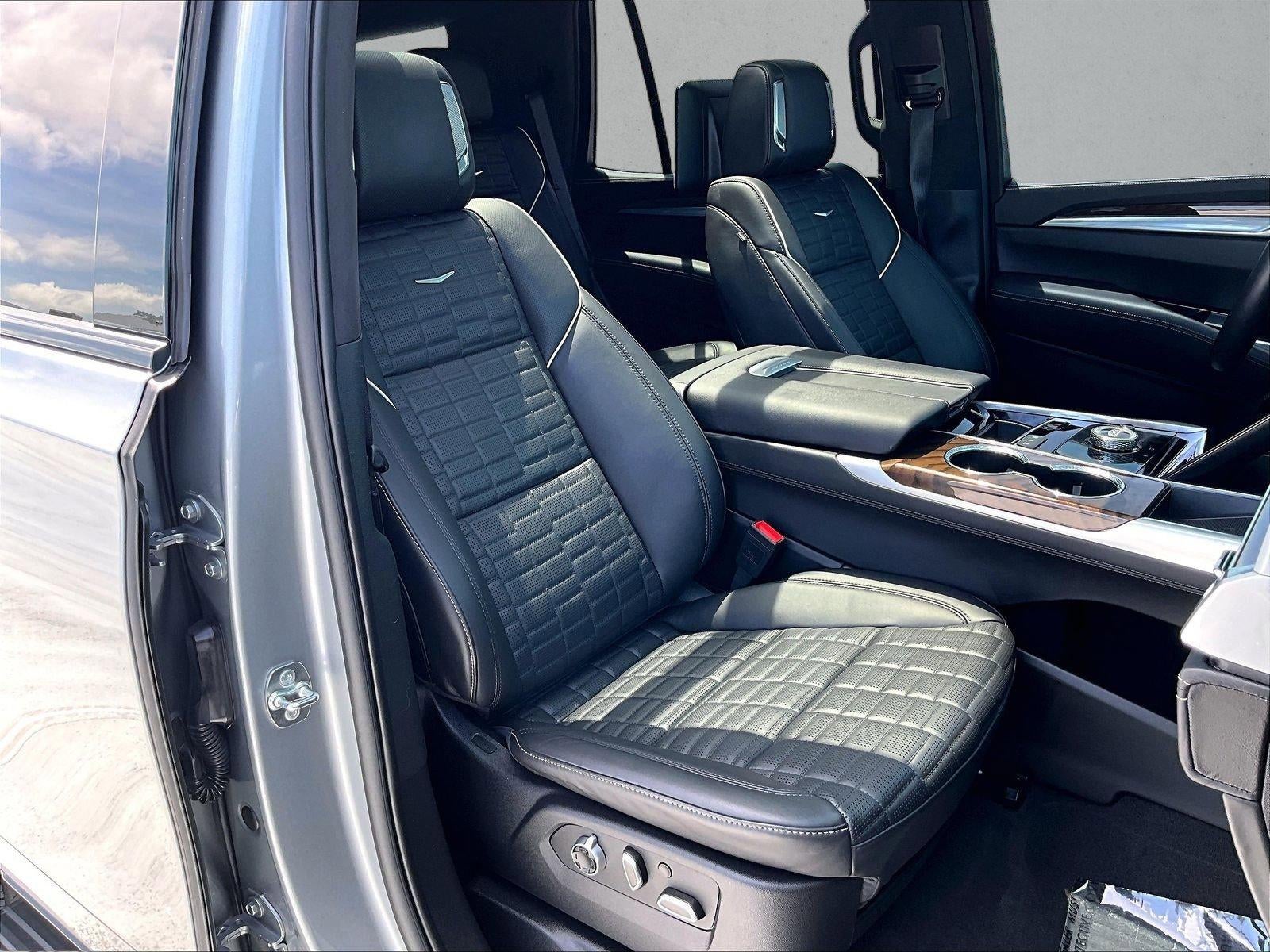 2025 Cadillac Escalade Sport Platinum