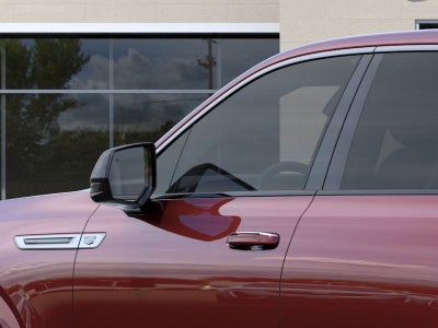 2025 Cadillac ESCALADE IQ Luxury 2