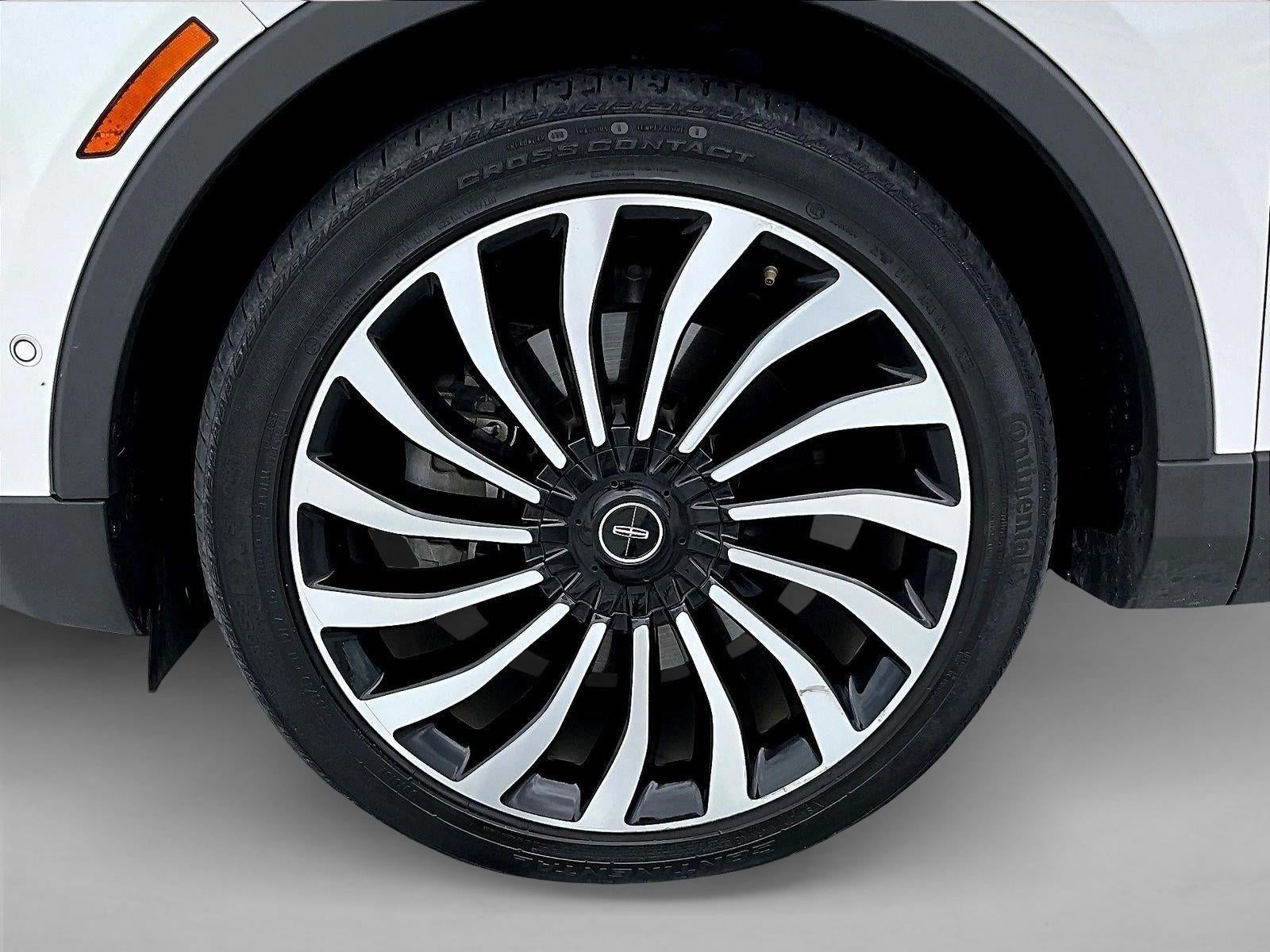 2019 Lincoln Nautilus Black Label