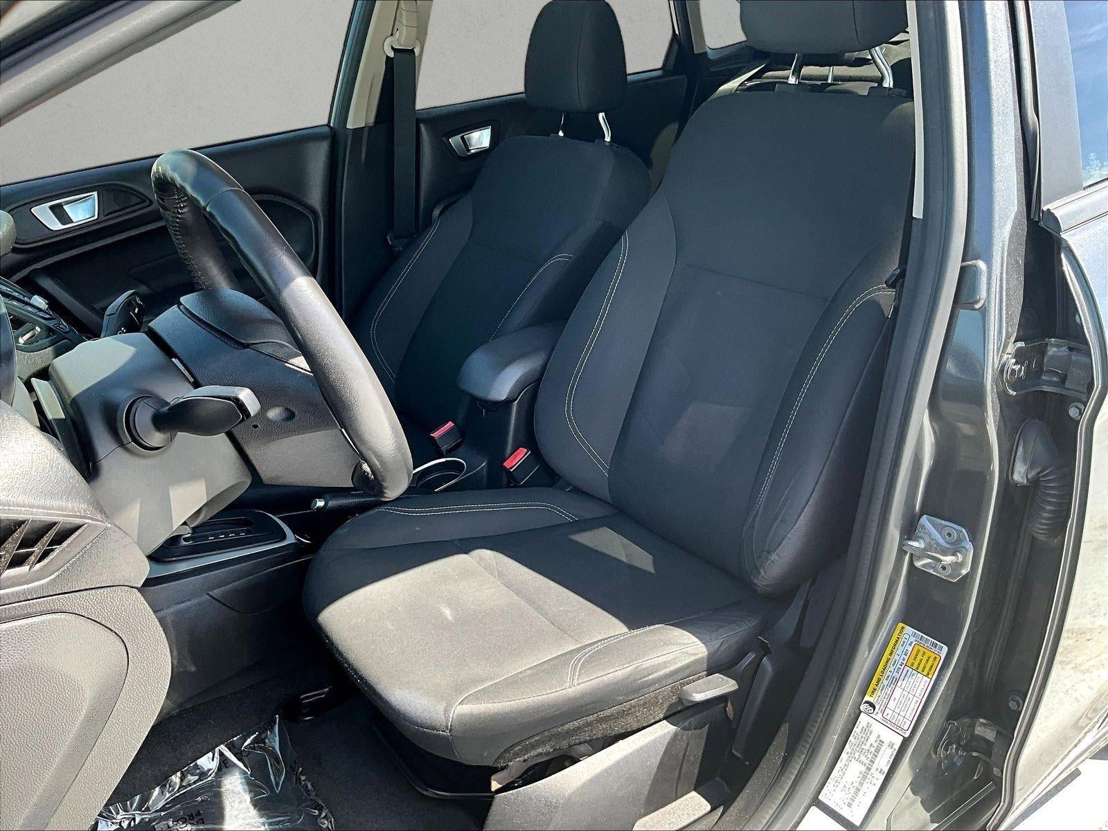 2016 Ford Fiesta SE