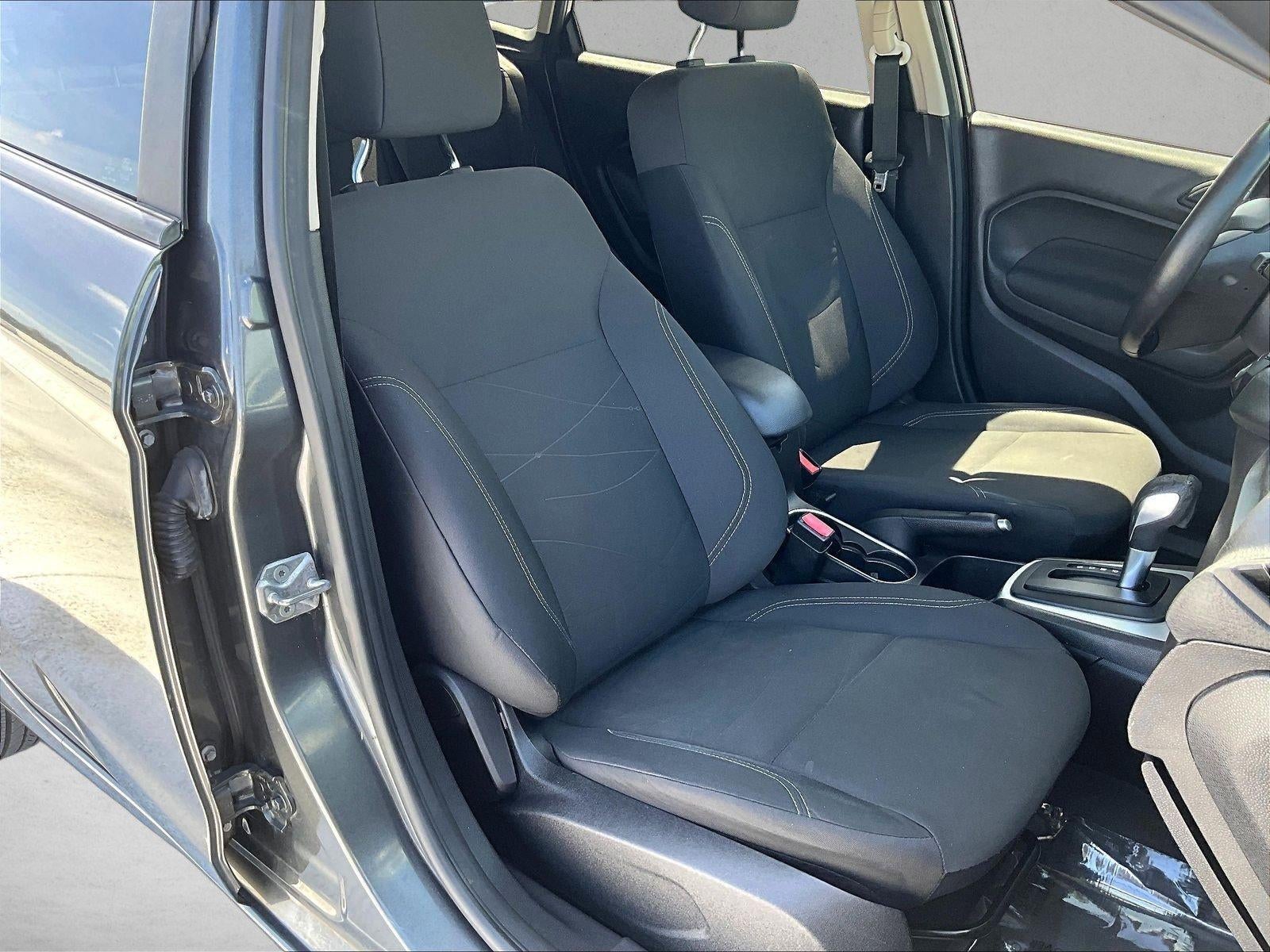 2016 Ford Fiesta SE