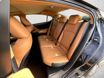2024 Lexus ES ES 300h Luxury