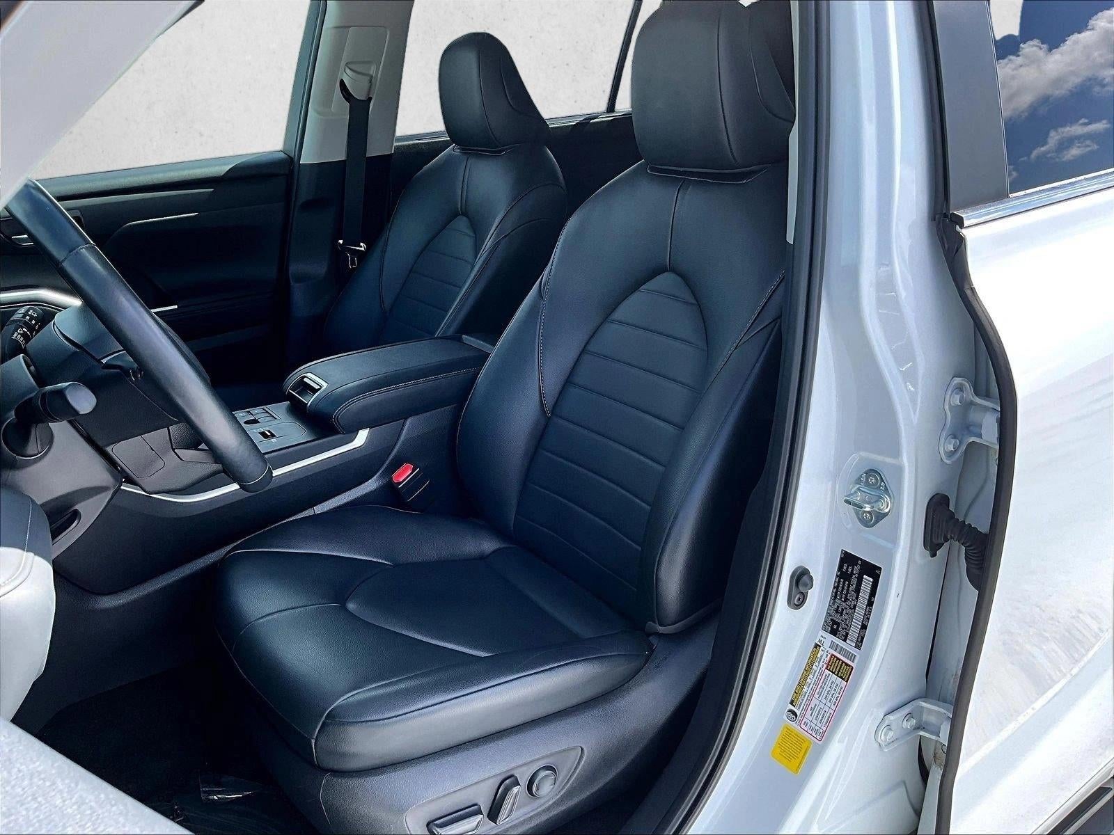 2024 Toyota Highlander Hybrid XLE