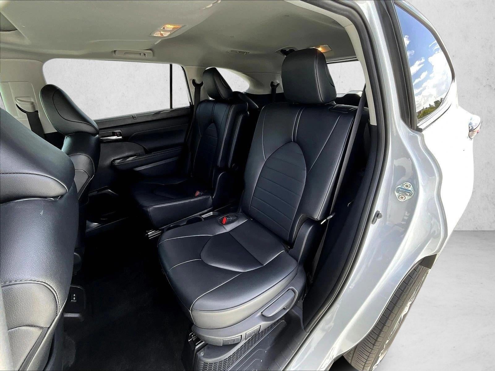 2024 Toyota Highlander Hybrid XLE