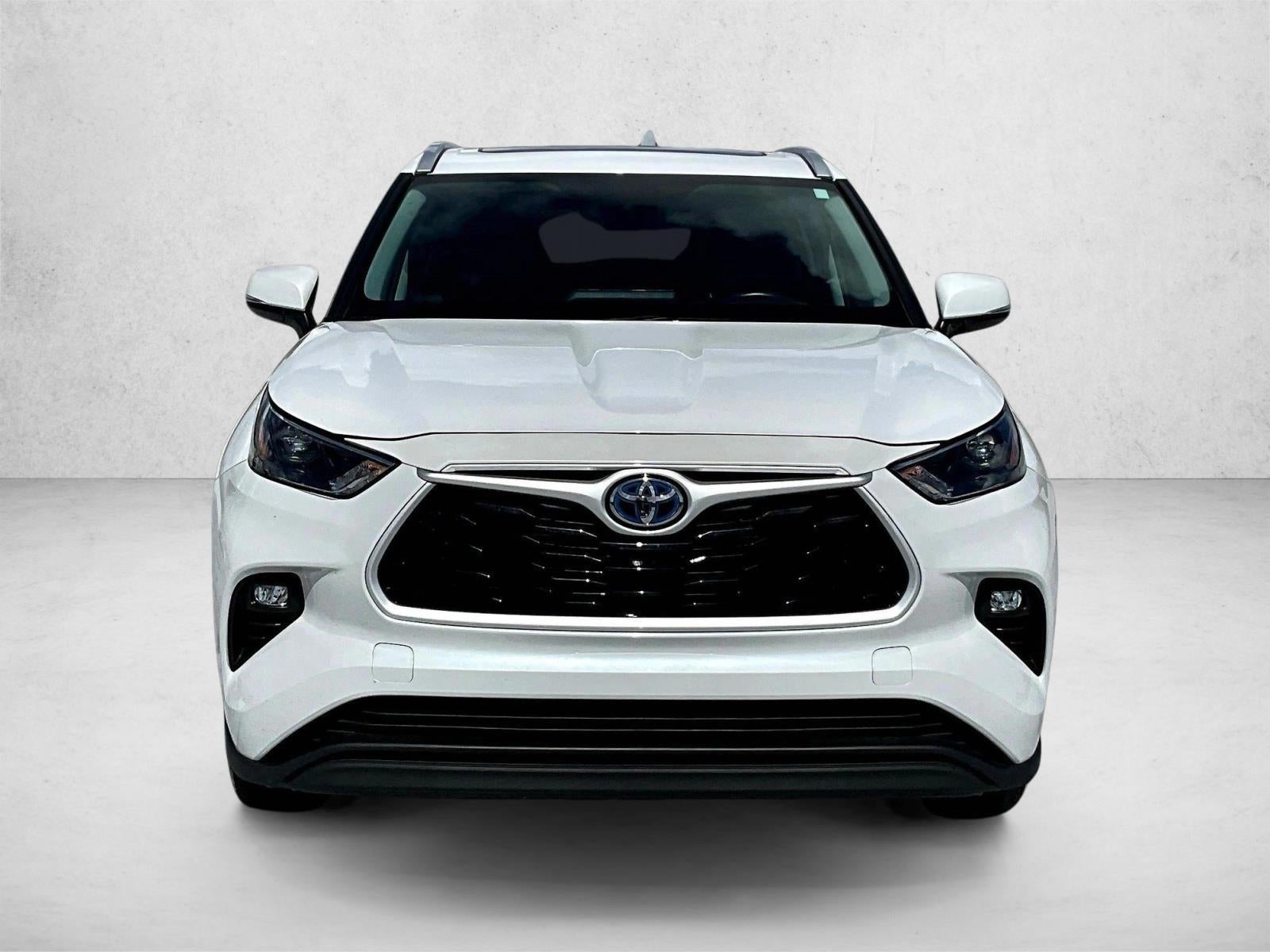 2024 Toyota Highlander Hybrid XLE