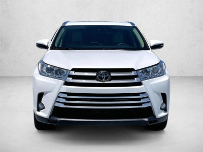 2019 Toyota Highlander SE