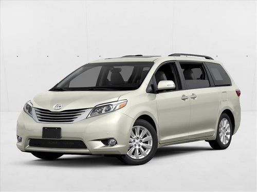 2017 Toyota Sienna XLE Auto Access Seat