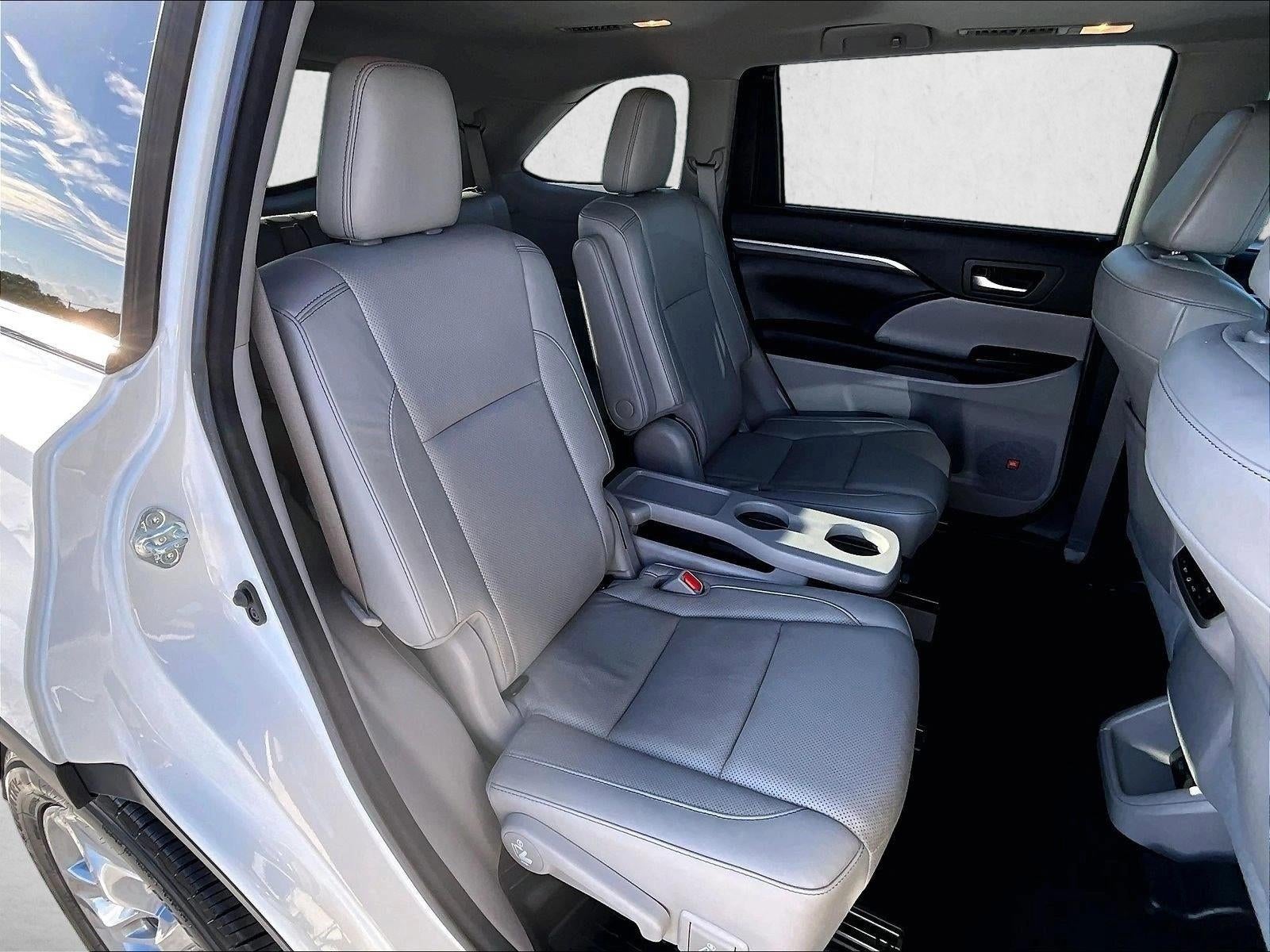 2017 Toyota Highlander Limited