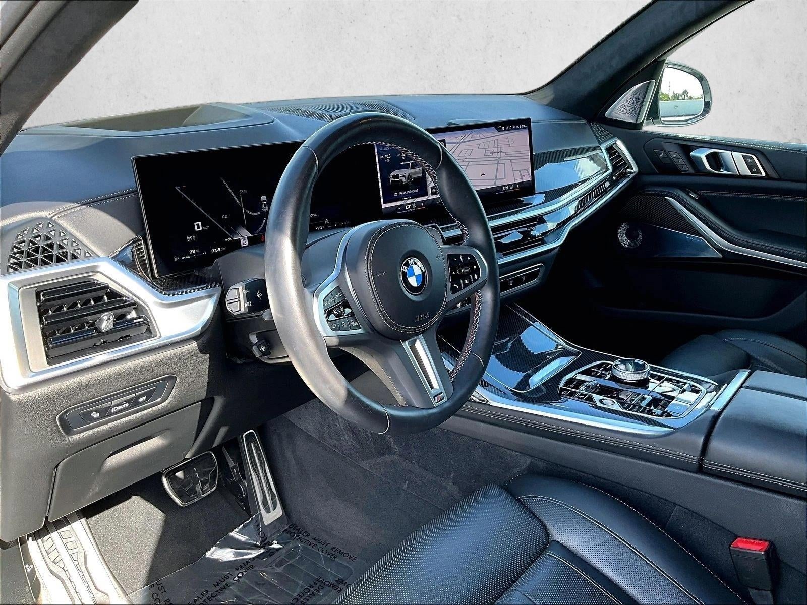 2025 BMW X7 M60i