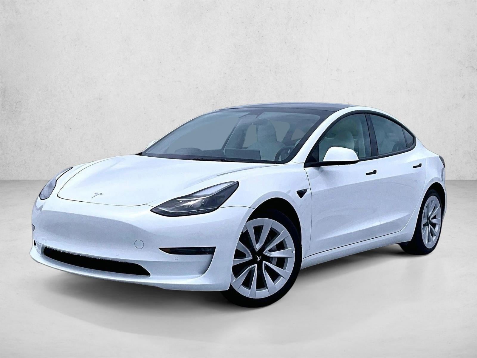 2022 Tesla Model 3's photo