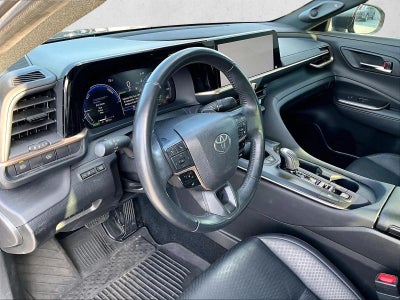 2023 Toyota Crown Platinum