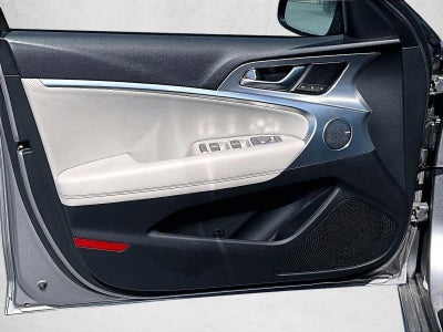 2022 Genesis G70 2.0T