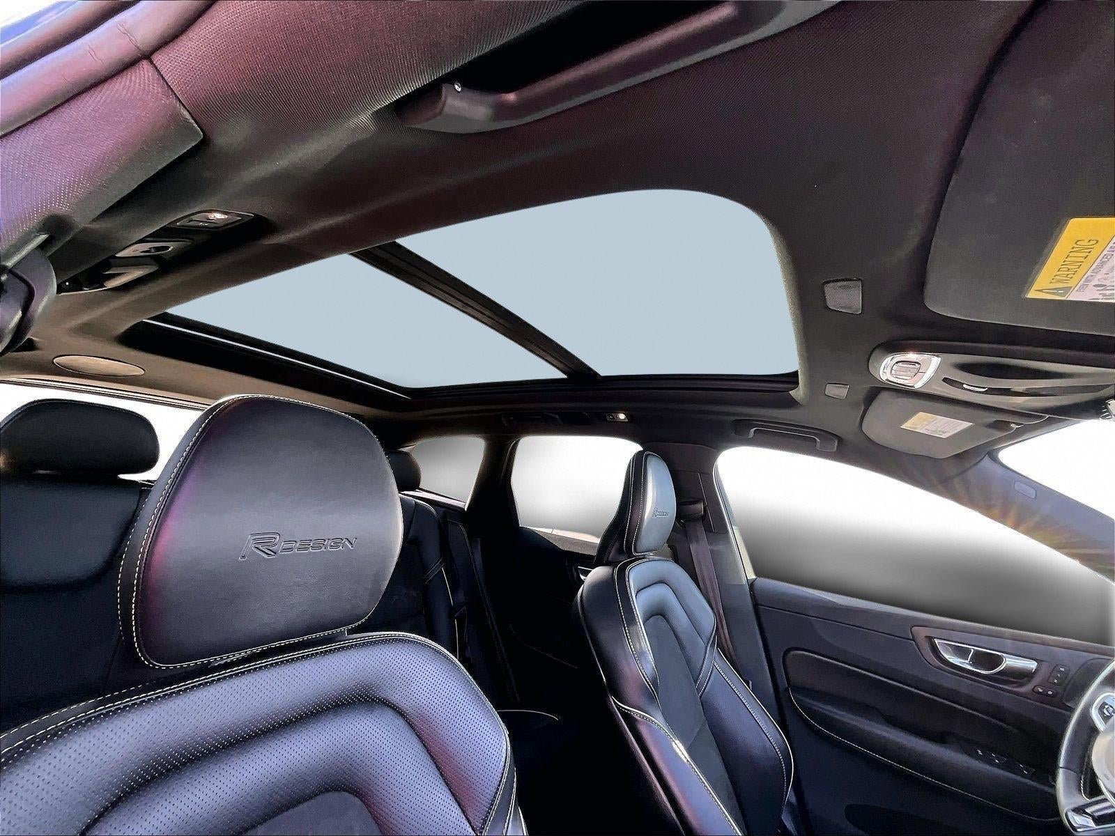 2019 Volvo XC60 R-Design