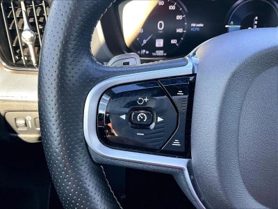 2019 Volvo XC60 R-Design