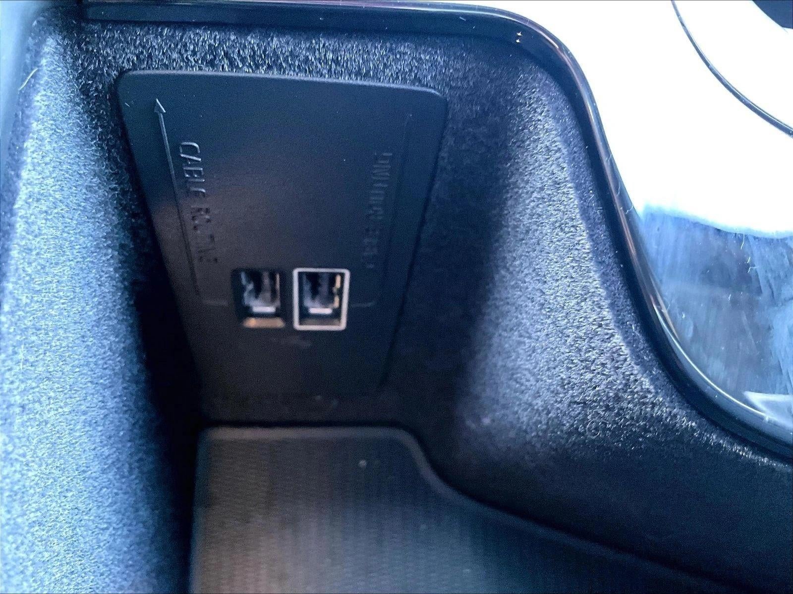 2019 Volvo XC60 R-Design