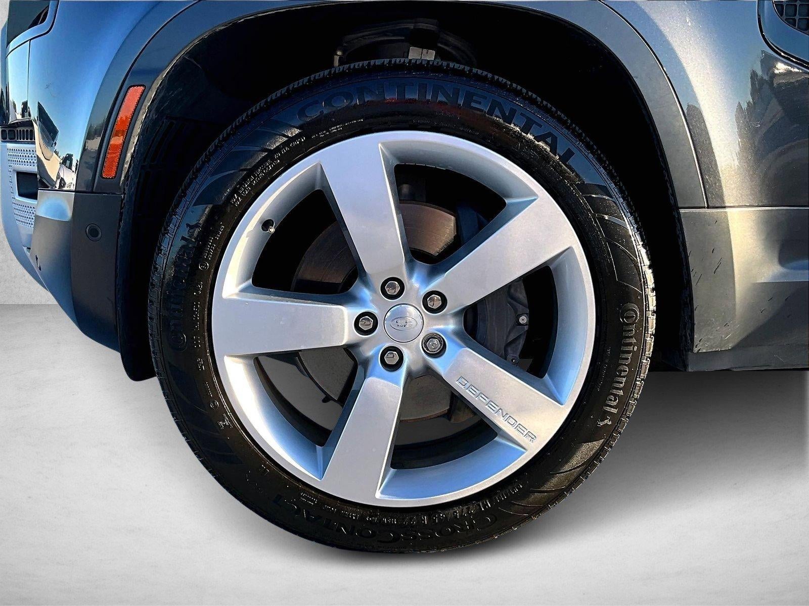 2023 Land Rover Defender First Edition