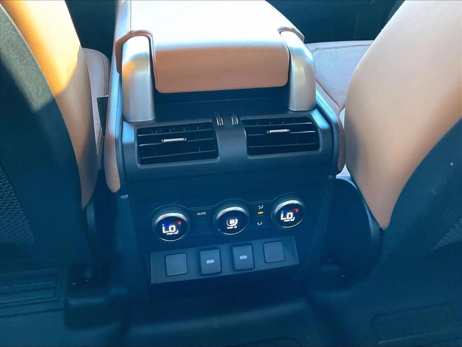 2023 Land Rover Defender First Edition