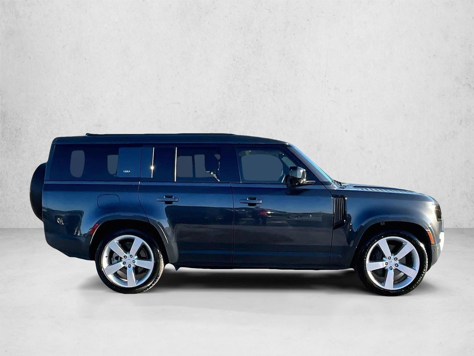 2023 Land Rover Defender First Edition