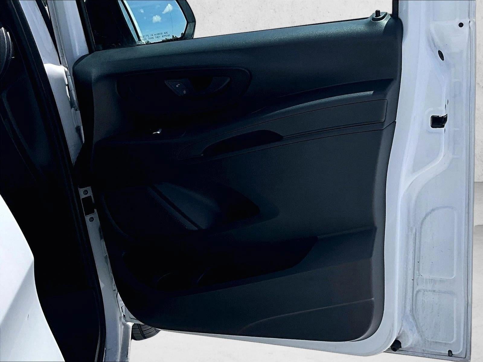 2022 Mercedes-Benz Metris Cargo Van Base