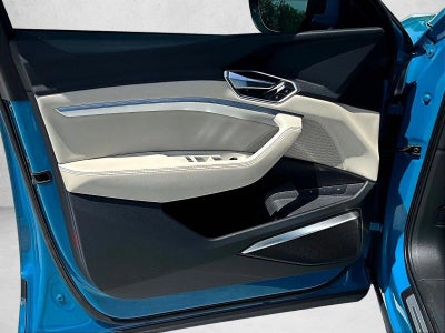 2019 Audi e-tron Premium Plus