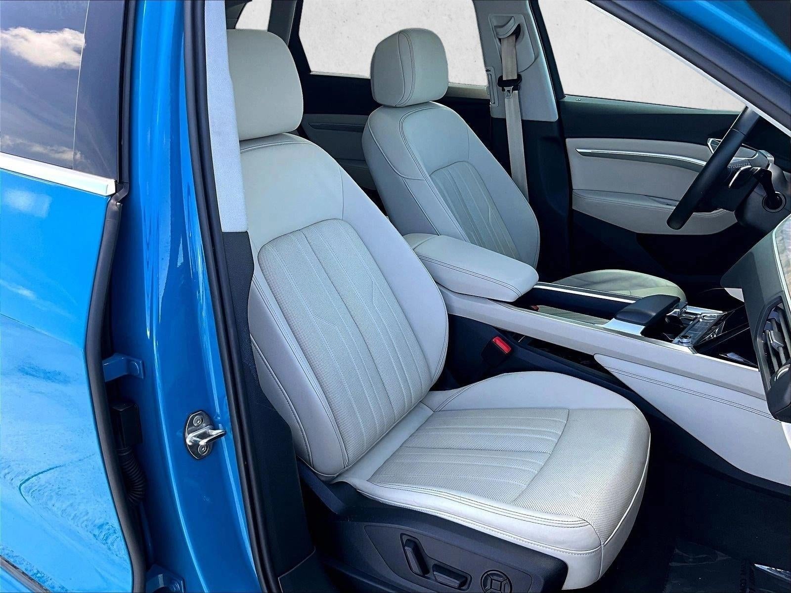 2019 Audi e-tron Premium Plus