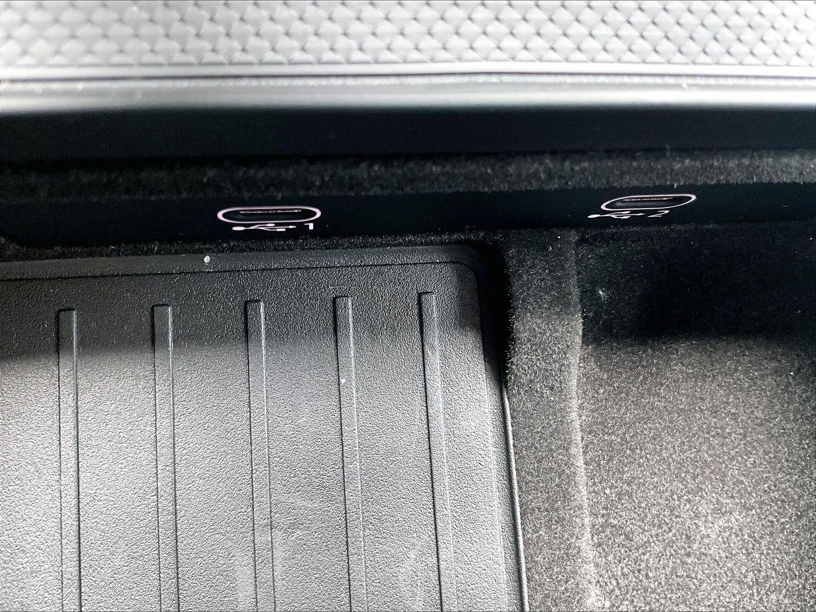 2023 Audi Q7 Premium Plus