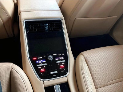 2021 Porsche Panamera Base