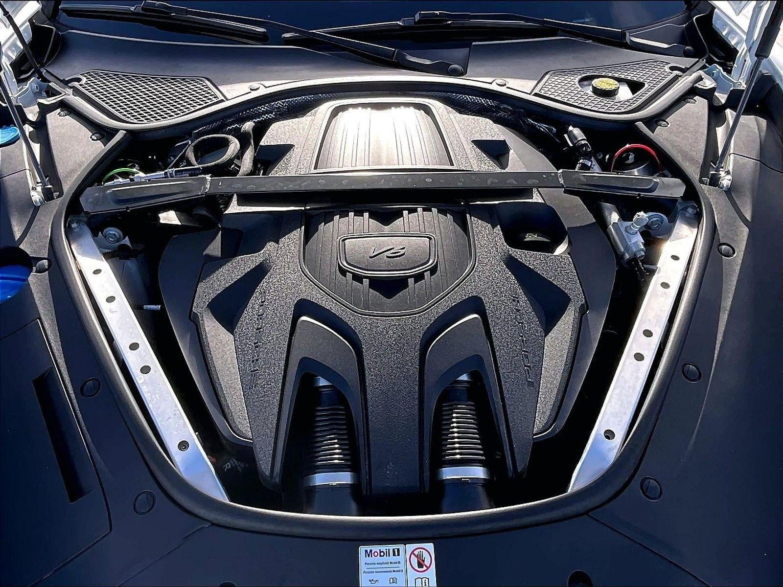 2023 Porsche Panamera Base